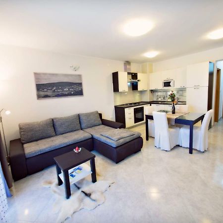 Apartmani Fortuna Đảo Đảo Zlarin Ngoại thất bức ảnh