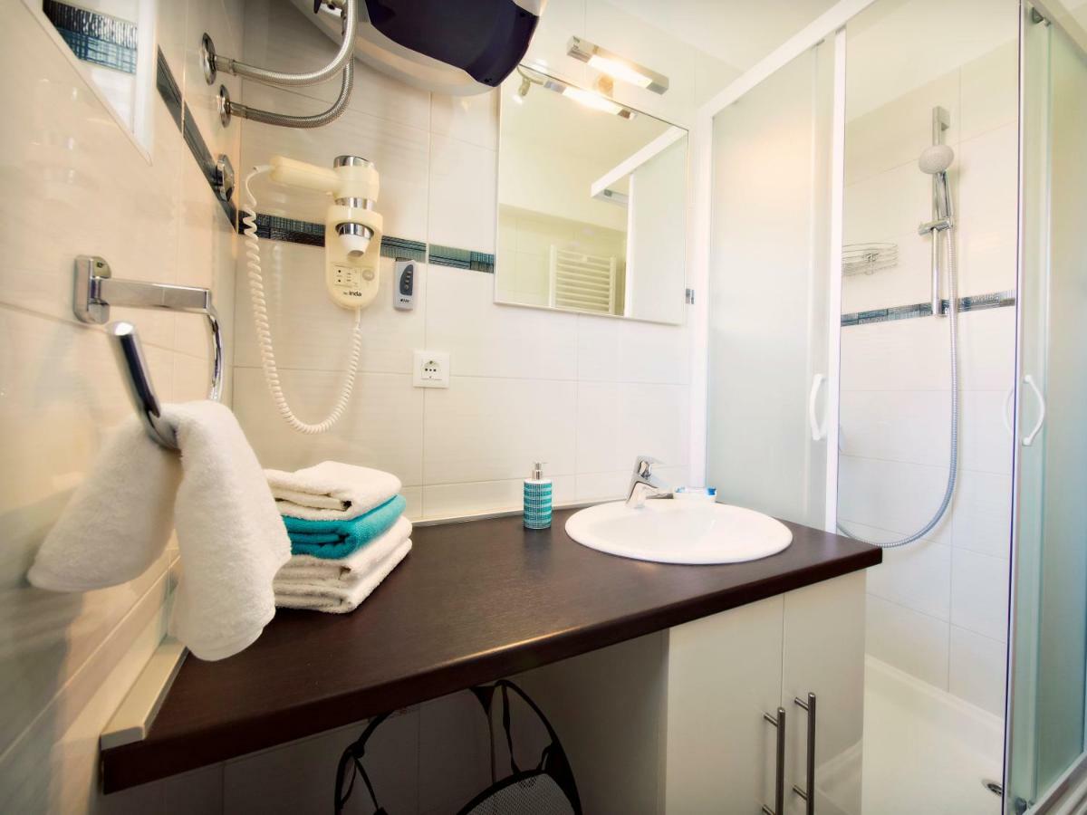 Apartmani Fortuna Đảo Đảo Zlarin Ngoại thất bức ảnh