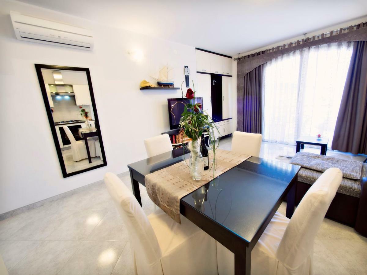 Apartmani Fortuna Đảo Đảo Zlarin Ngoại thất bức ảnh